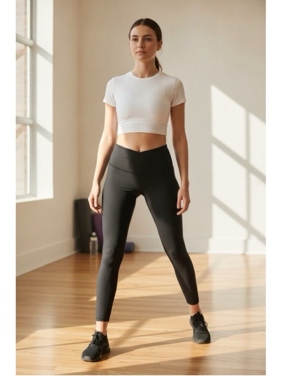 Aerie Pants - OFFLINE by Aerie Black 7/8 High-Rise Leggings - Size L / Large Activewear Casual